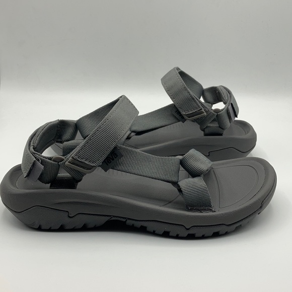 charcoal grey sandals